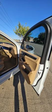 2015 Porsche Macan S - Image 20 of 21