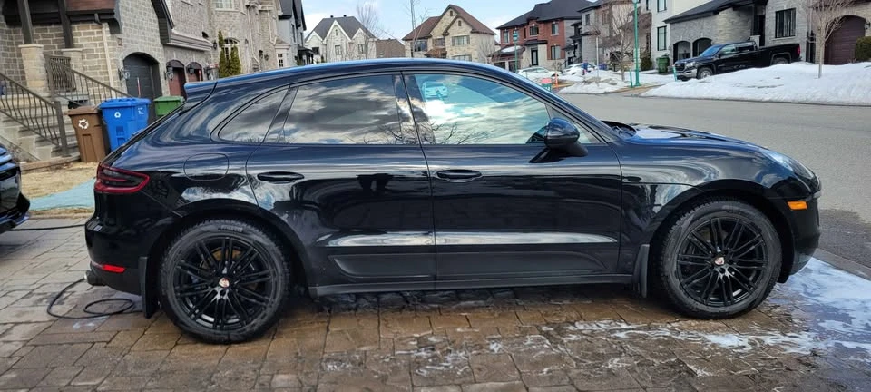 2017 Porsche Macan Turbo - Image 2 of 10
