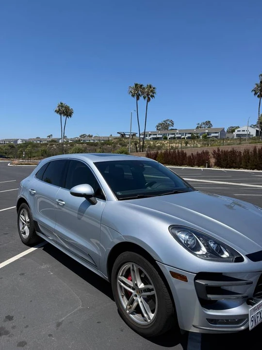 2015 Porsche Macan Turbo - Image 5 of 10