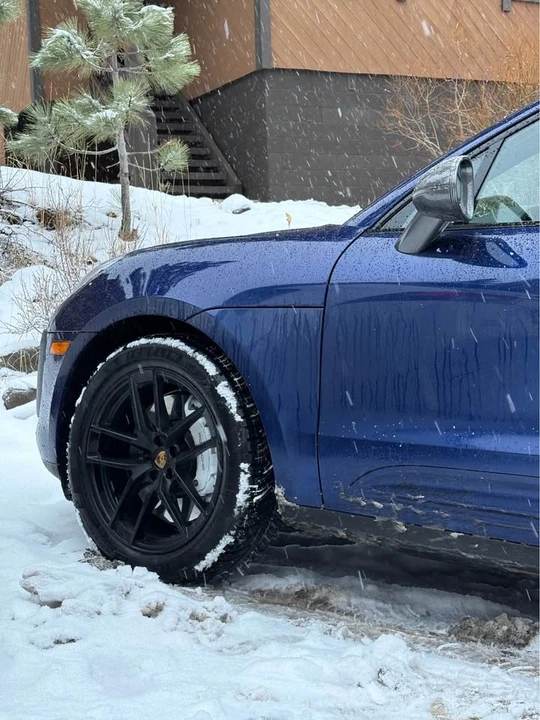 Porsche Macan - Image 3 of 6