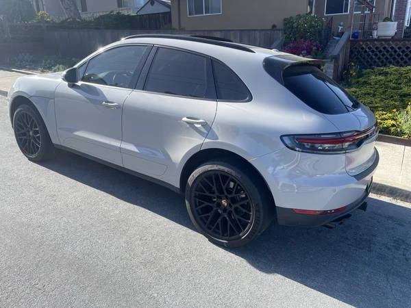 2020 Porsche Macan - Image 2 of 8