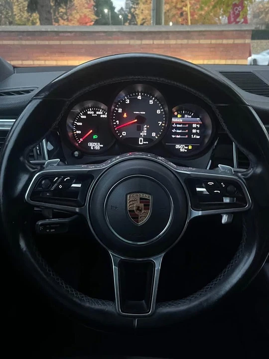 2016 Porsche Macan S - Image 9 of 10