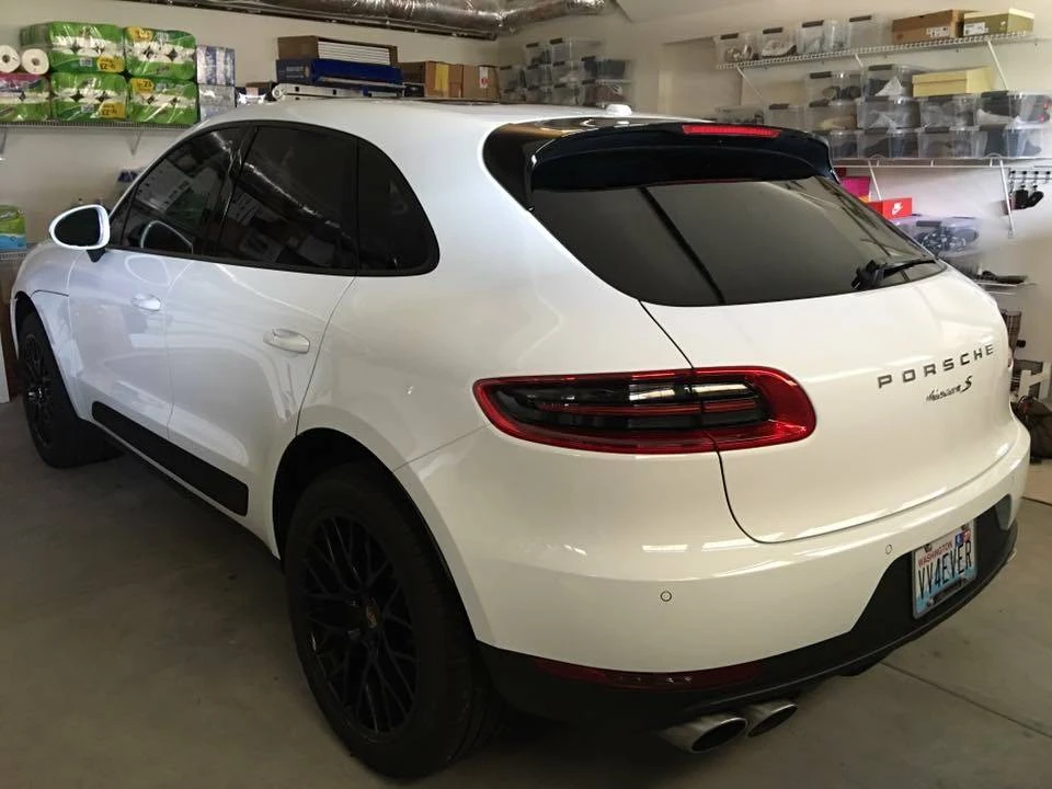 2015 Porsche Macan S - Image 2 of 3