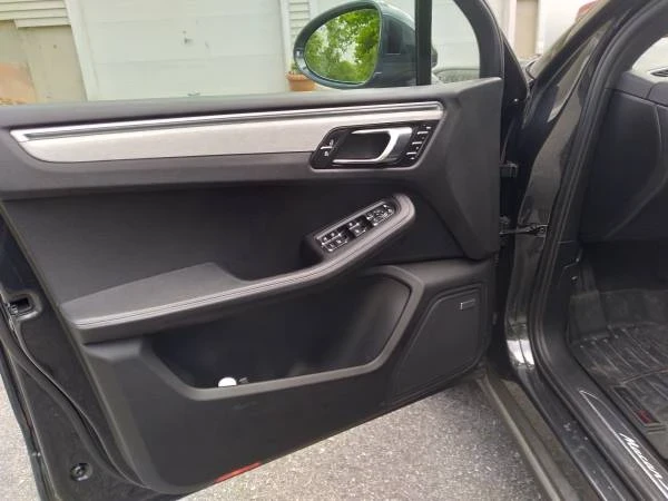 2019 Porsche Macan S - Image 7 of 16