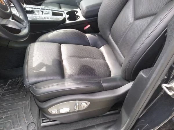 2019 Porsche Macan S - Image 12 of 16