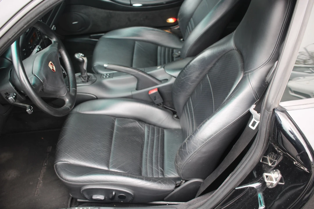 2002 Porsche 996 Carrera - Image 7 of 10