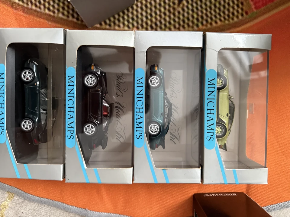 Parts & Memorabilia Scale Models - Image 22 of 24