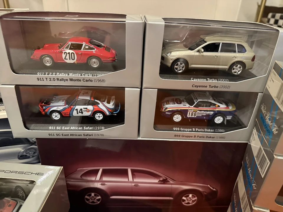 Parts & Memorabilia Scale Models - Image 12 of 24