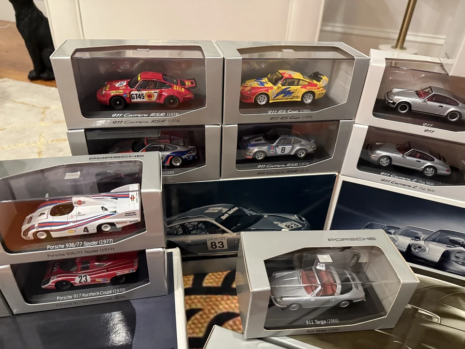 Parts & Memorabilia Scale Models - Image 10 of 24