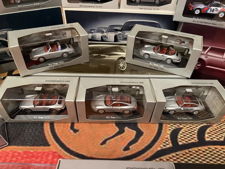 Parts & Memorabilia Scale Models - Image 16 of 24