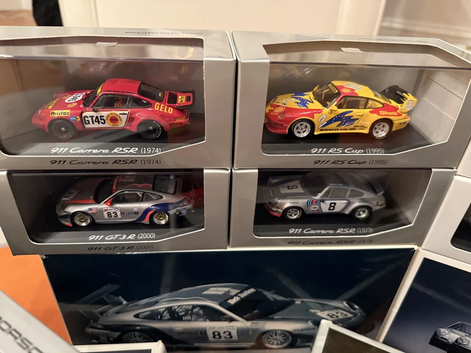 Parts & Memorabilia Scale Models - Image 17 of 24