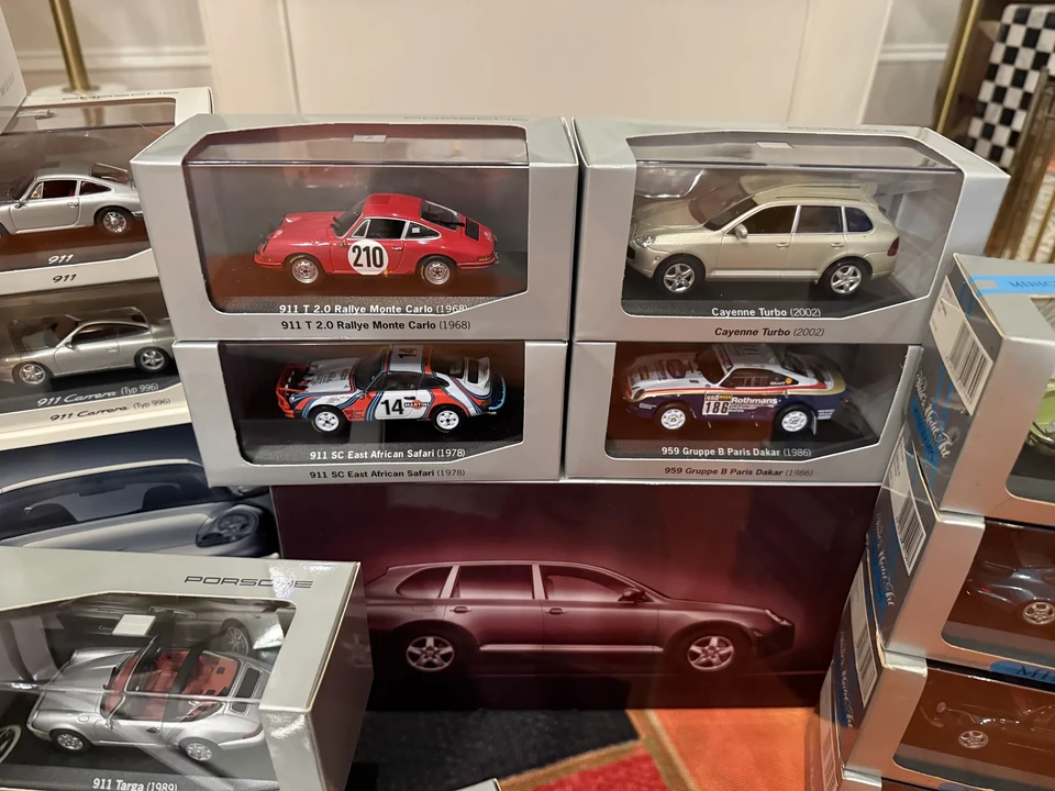 Parts & Memorabilia Scale Models - Image 6 of 24