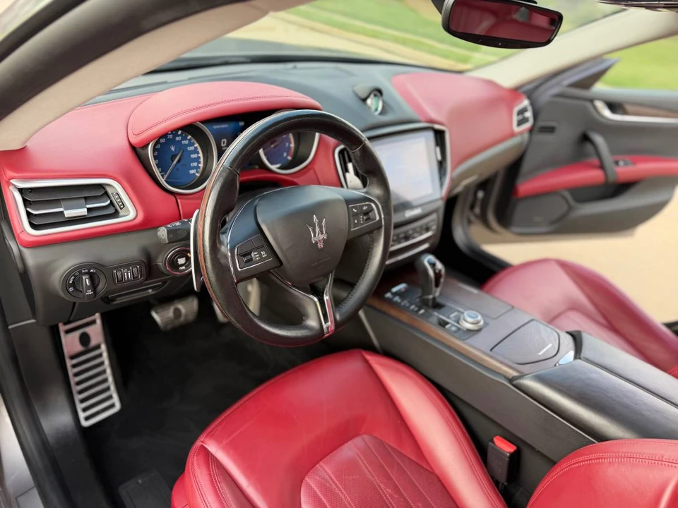 2017 Porsche 971 Panamera - Image 8 of 16