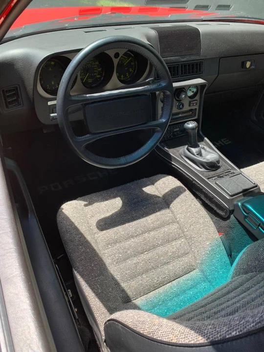 1983 Porsche 944 - Image 8 of 9