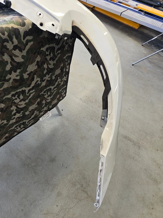2017 Parts & Memorabilia Bodywork - Image 5 of 11