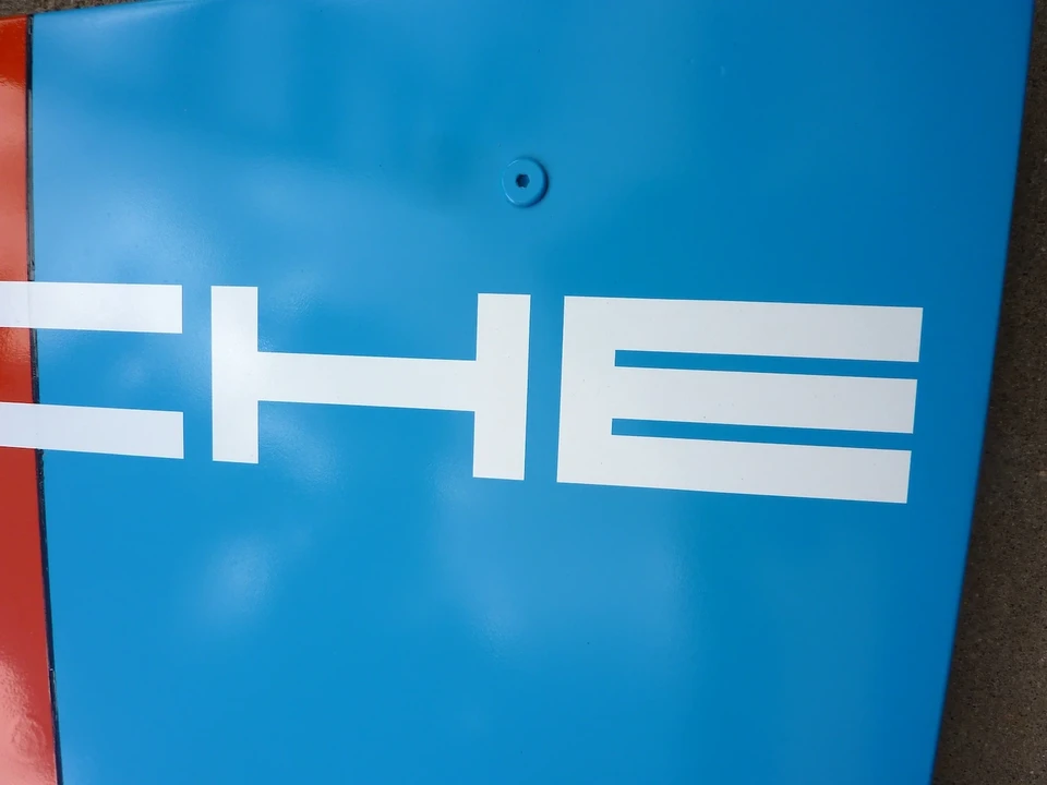 Porsche - Image 8 of 12