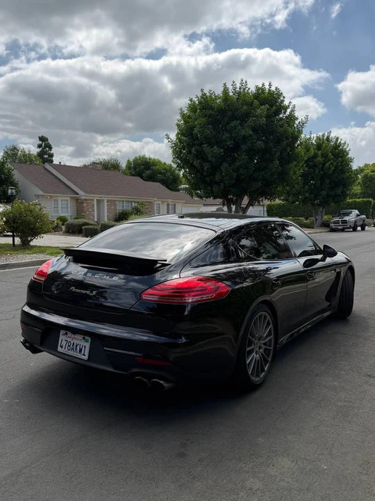 2015 Porsche 970 Panamera S - Image 6 of 8