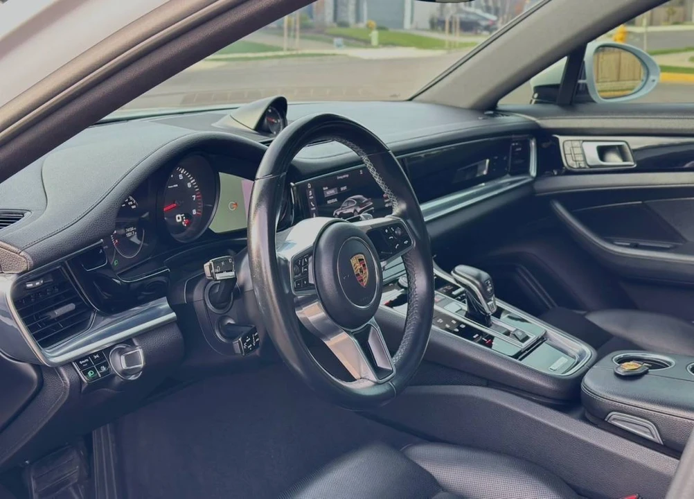 2017 Porsche 971 Panamera - Image 7 of 18