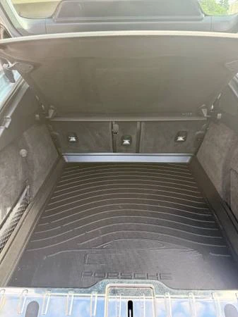 2021 Porsche 976 Panamera - Image 9 of 13