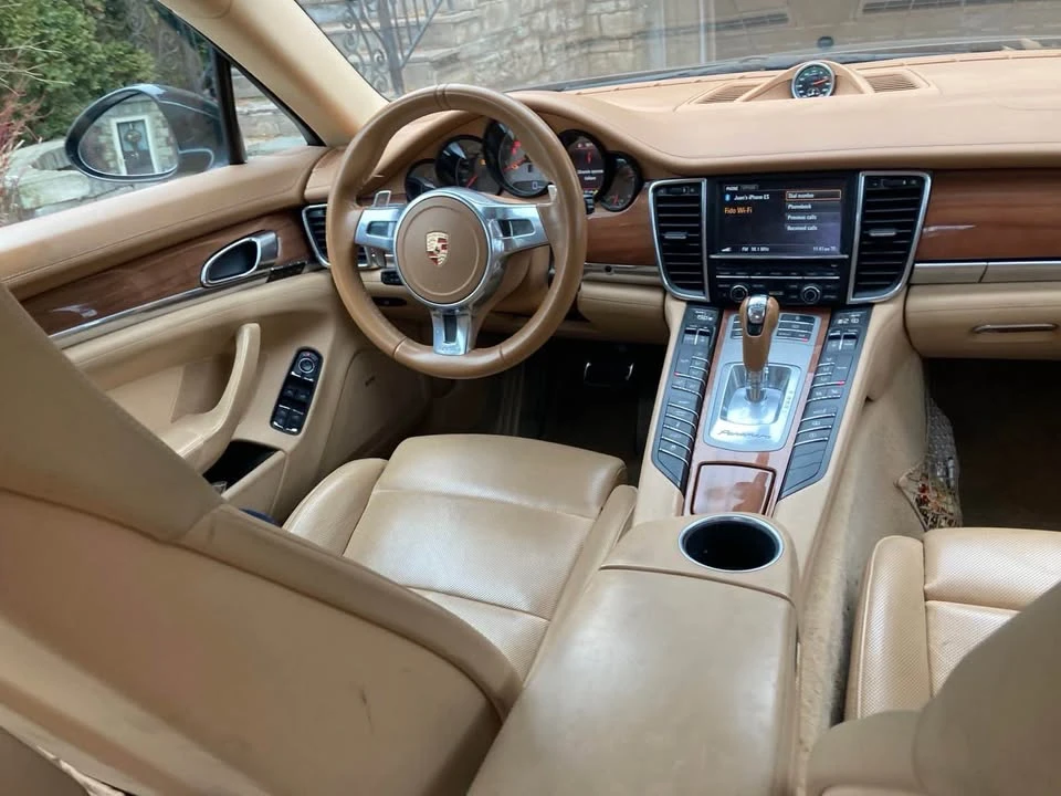 2012 Porsche 970 Panamera 4S - Image 6 of 8