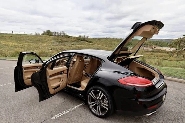 2014 Porsche 970 Panamera 4S - Image 10 of 19
