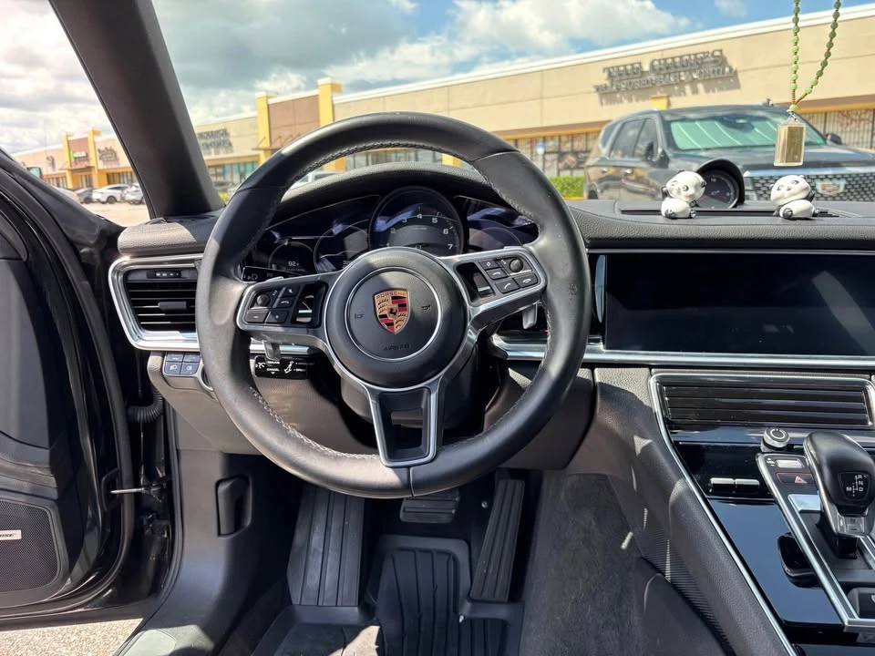 2018 Porsche 971 Panamera - Image 5 of 10