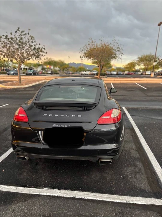 2013 Porsche 970 Panamera 4S - Image 4 of 4