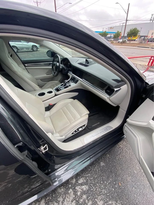 2017 Porsche 971 Panamera 4S - Image 3 of 10