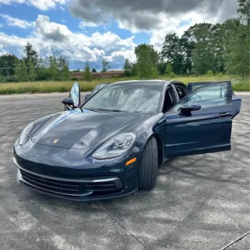2017 Porsche Panamera 4S