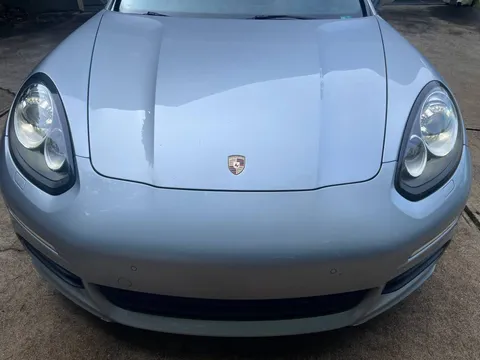 2016 Porsche Panamera