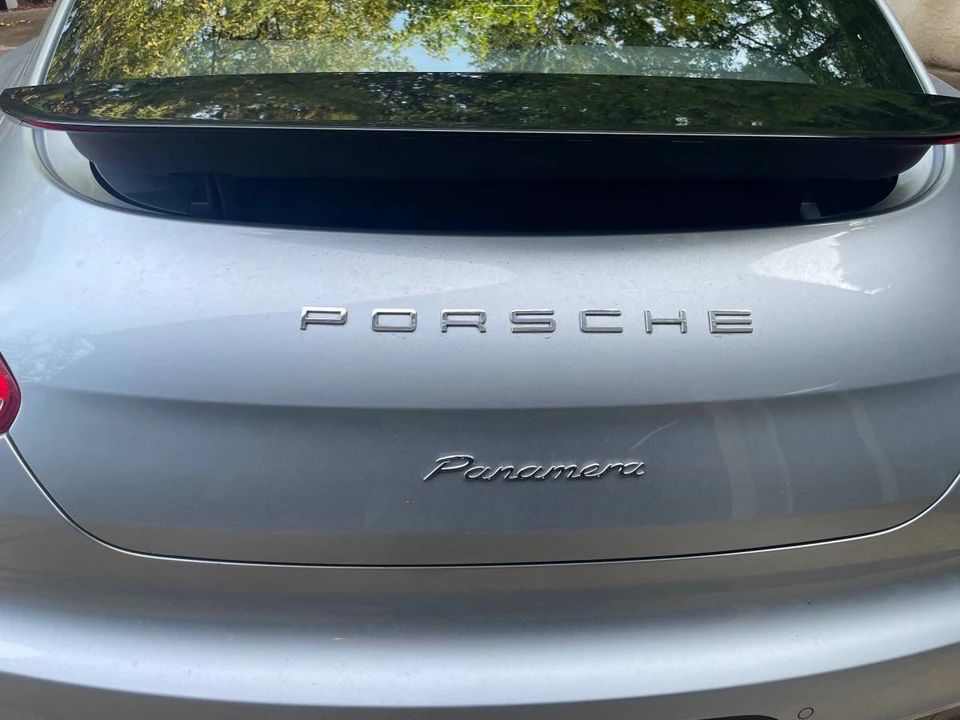 2016 Porsche Panamera - Image 6 of 6