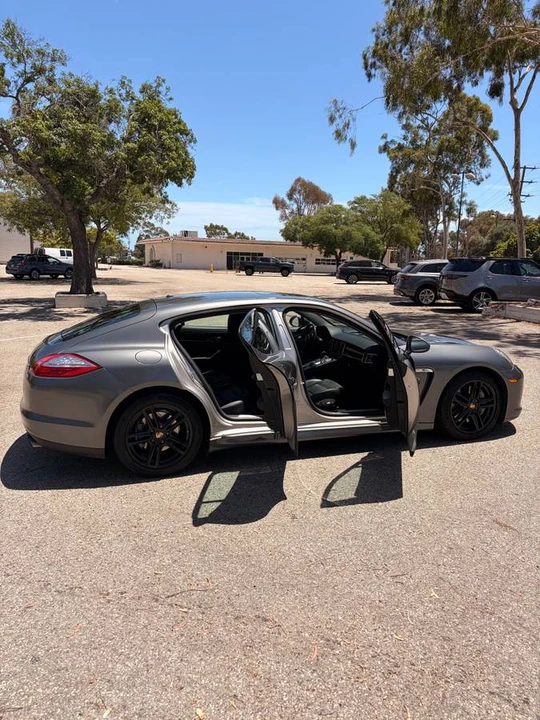 2012 Porsche 970 Panamera - Image 13 of 16