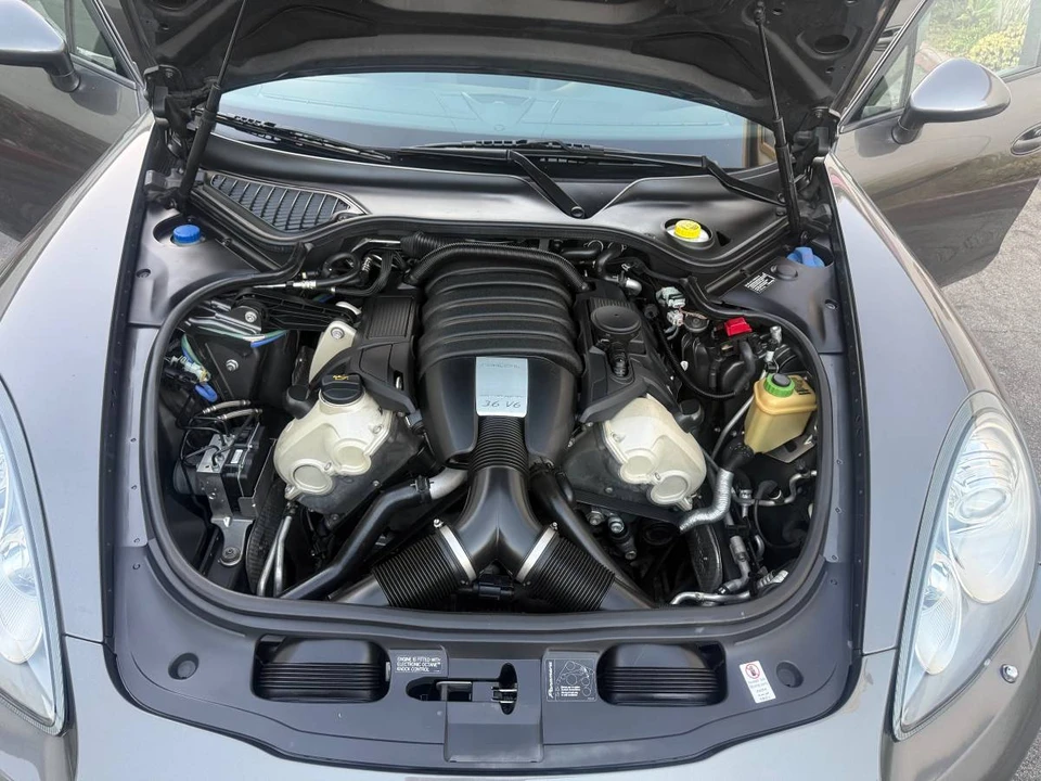 2013 Porsche 970 Panamera - Image 17 of 24