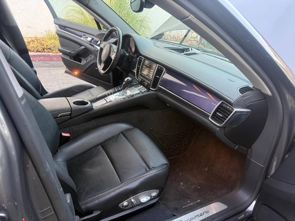 2013 Porsche 970 Panamera - Image 14 of 24
