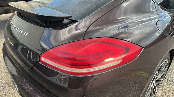 2016 Porsche 970 Panamera - Image 19 of 20