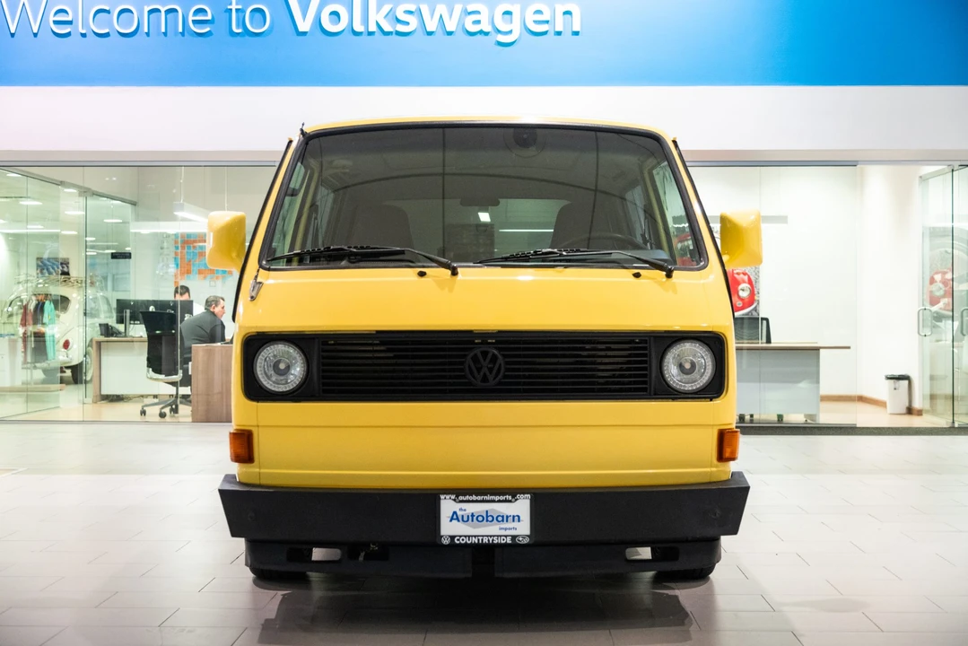1981 Volkswagen Bay-Window Bus - Image 6 of 31