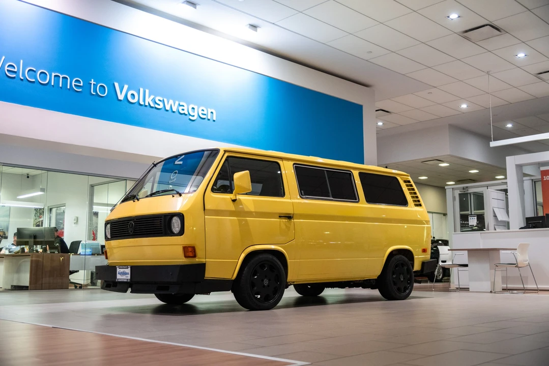 1981 Volkswagen Bay-Window Bus - Image 29 of 31