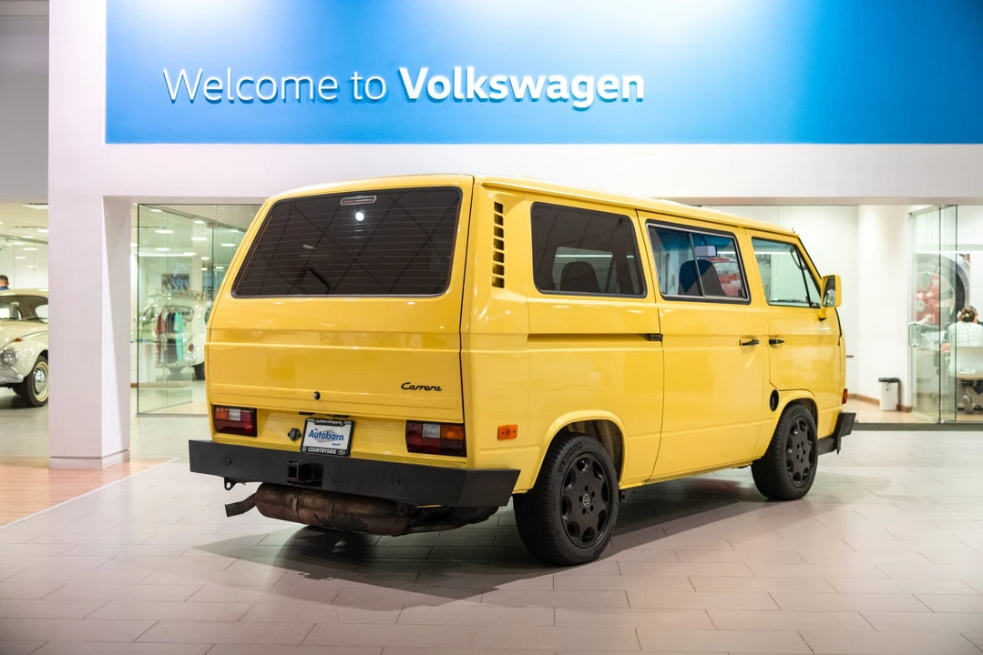 1981 Volkswagen Bay-Window Bus - Image 16 of 31