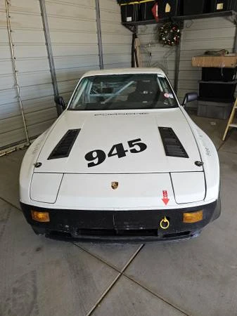 1984 Porsche 944 - Image 13 of 20