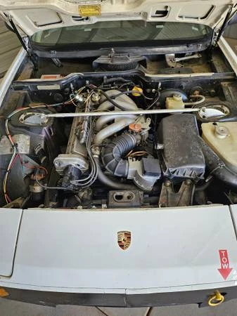 1984 Porsche 944 - Image 17 of 20