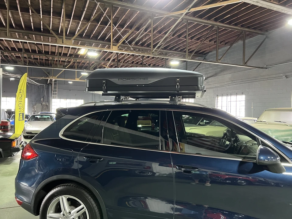 Porsche - Image 13 of 31