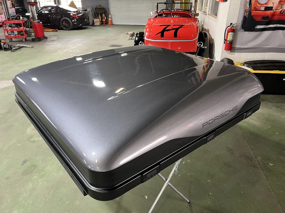 Porsche - Image 15 of 31