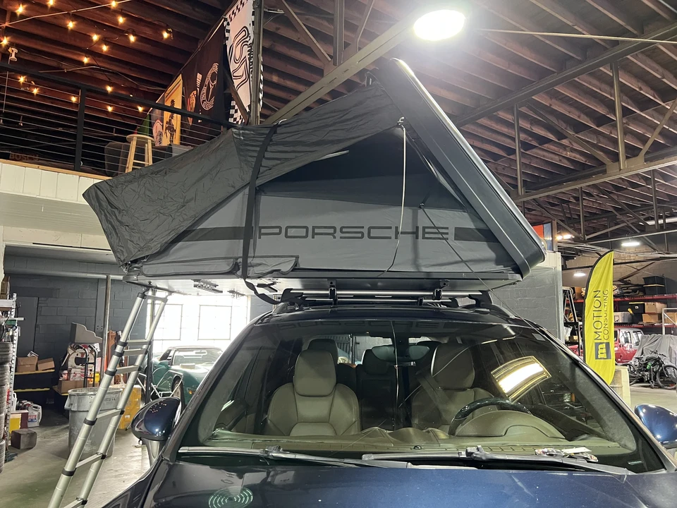Porsche - Image 3 of 31