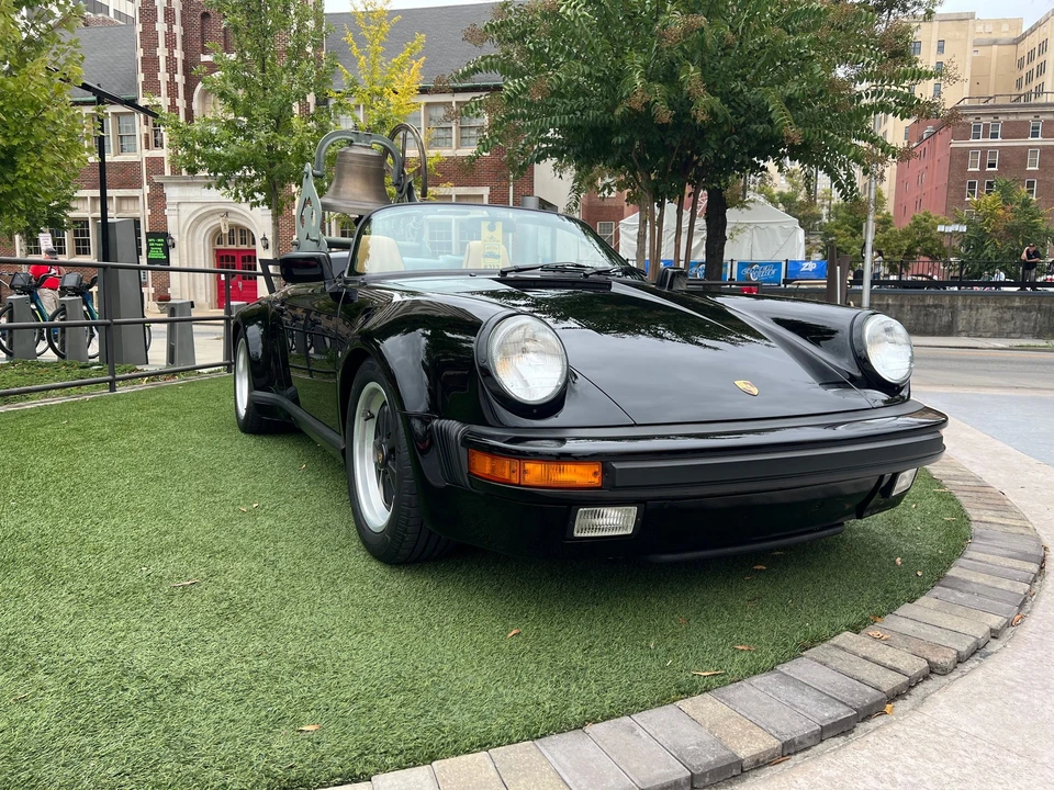 1989 Porsche 911 Carrera 3.2 - Image 8 of 20