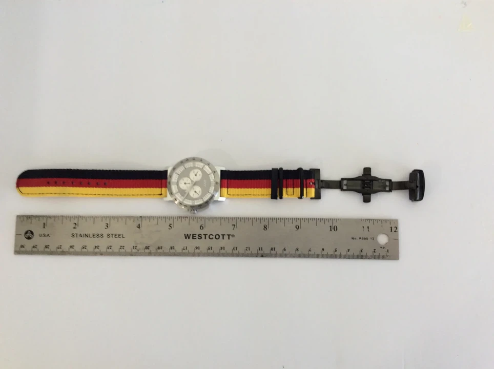 Porsche 911 - Image 7 of 12