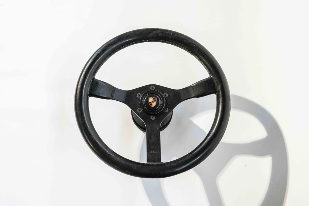 9999 Porsche - Image 2 of 28