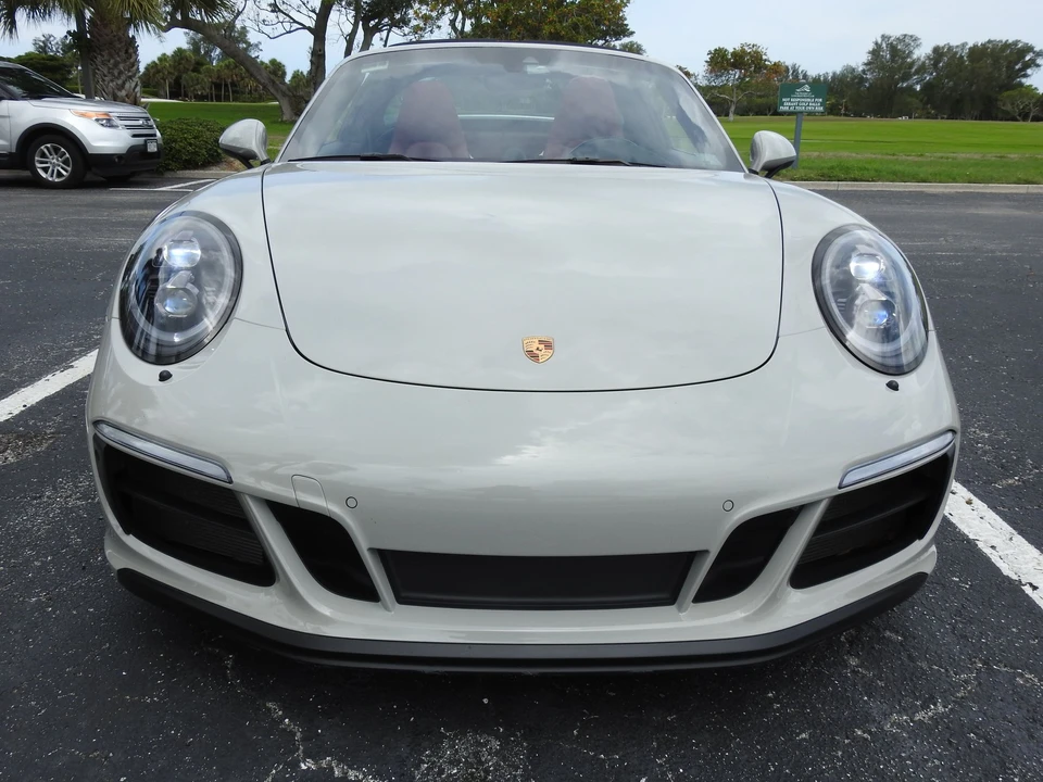 2018 Porsche 991 Targa 4 GTS - Image 7 of 20
