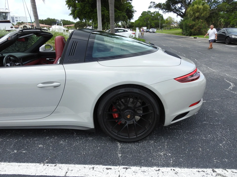 2018 Porsche 991 Targa 4 GTS - Image 2 of 20