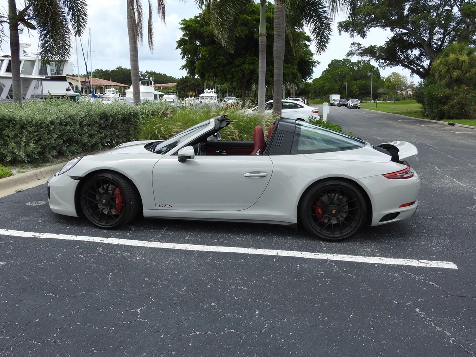 2018 Porsche 991 Targa 4 GTS - Image 8 of 20