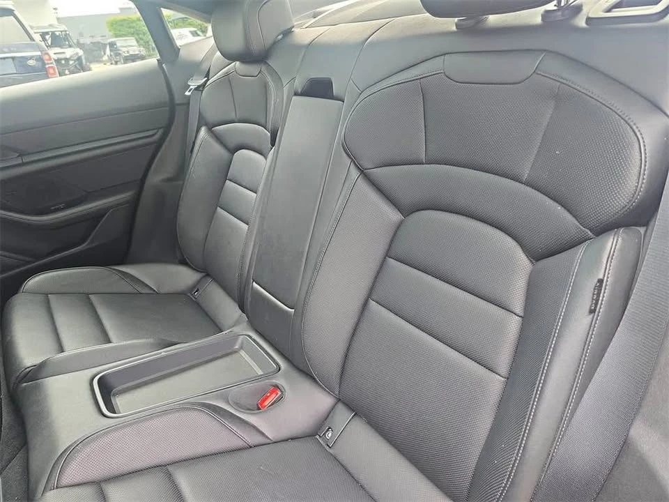 2020 Porsche Taycan 4S - Image 6 of 8